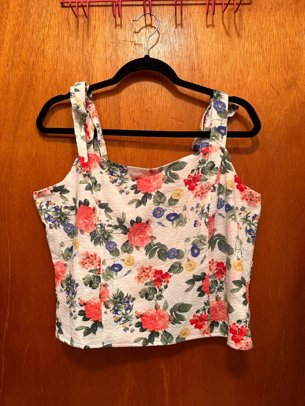 Old Navy cropped tie strap top size L